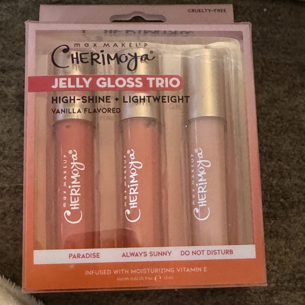 Max makeup Cherimoya‎ Jelly Gloss Trio